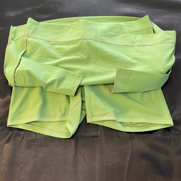 Athleta Skort W/Pockets Green Size 4 New Never Worn No Tags - Picture 8 of 12